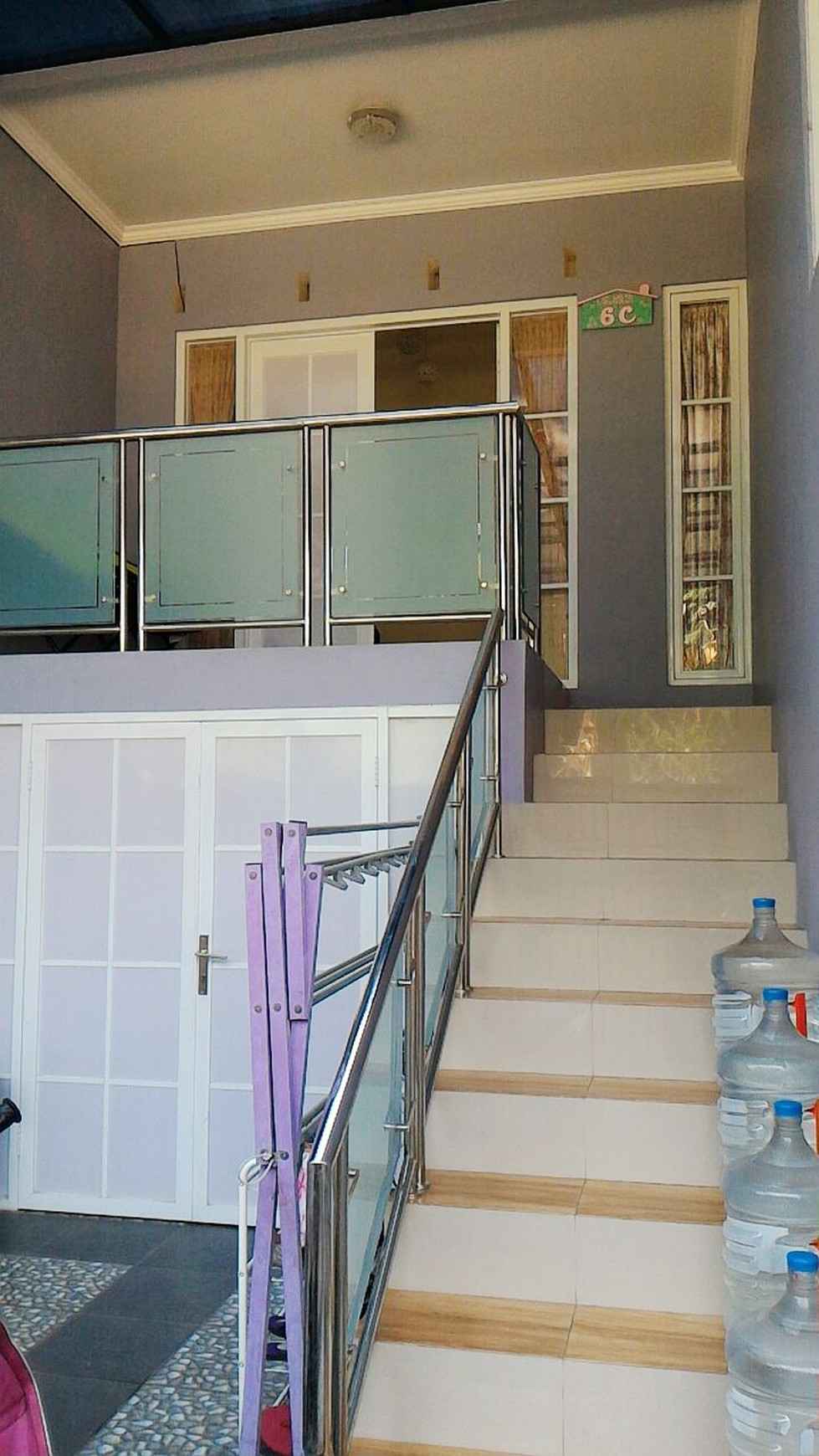 HOT SALE!!! Dijual Cepat Rumah Nyaman, Lokasi sangat Srategis Di Ciledug.