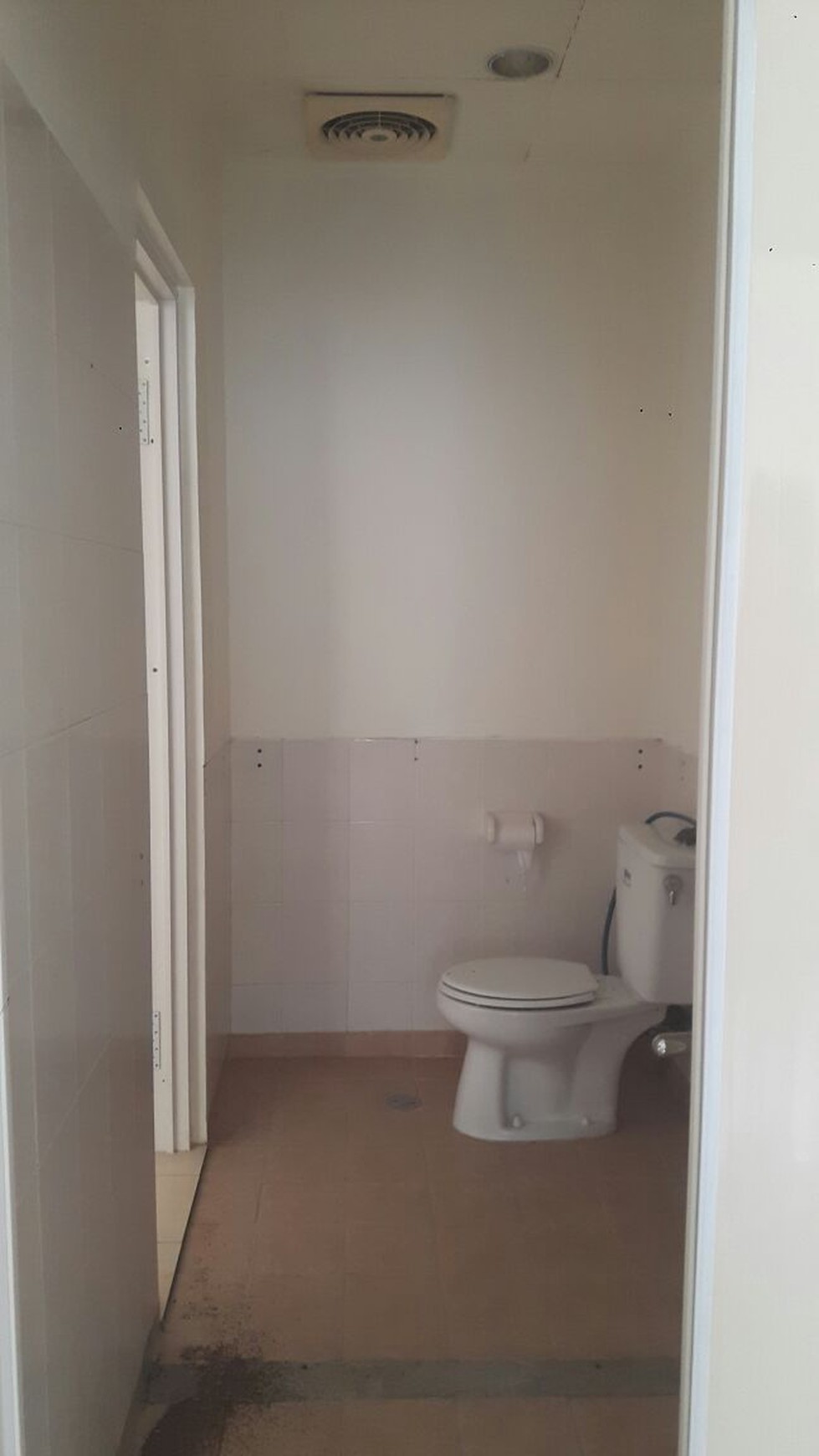 Dijual Townhouse Taman Paris Lantai Dasar - Lippo Karawaci