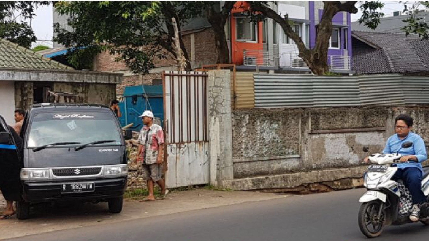 Tanah Strategis di Jl. H.Kahfi 1 Jagakrasa