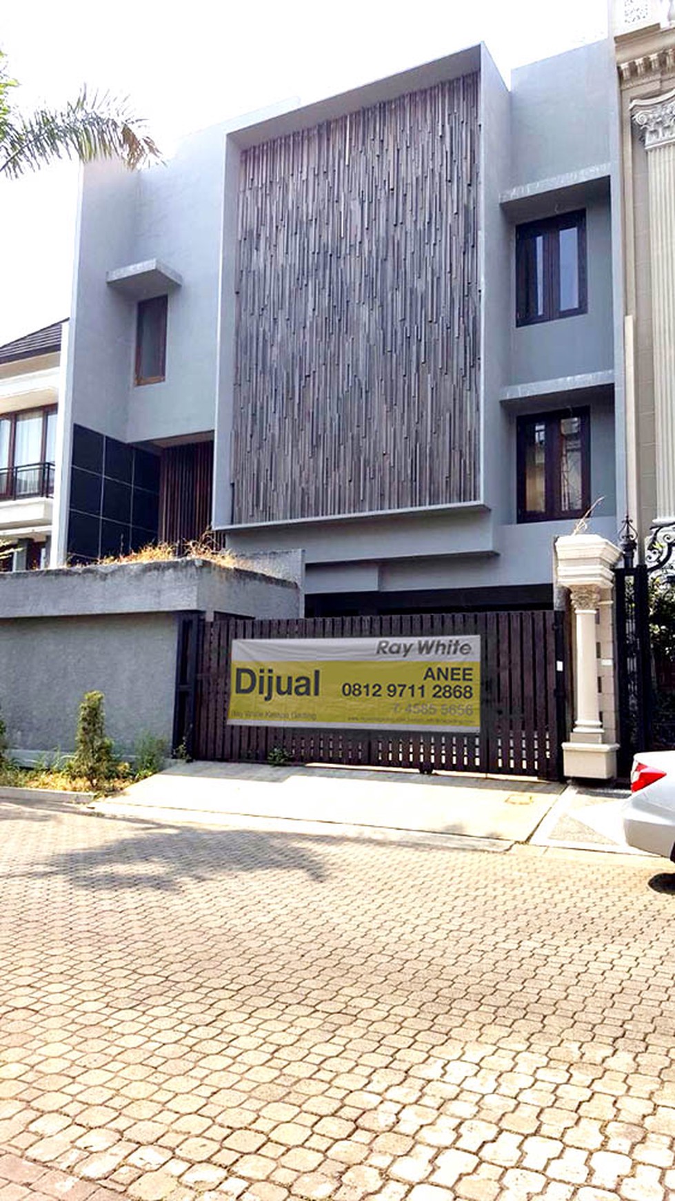 Rumah Artha Gading Villa, Luas 300/1000m2