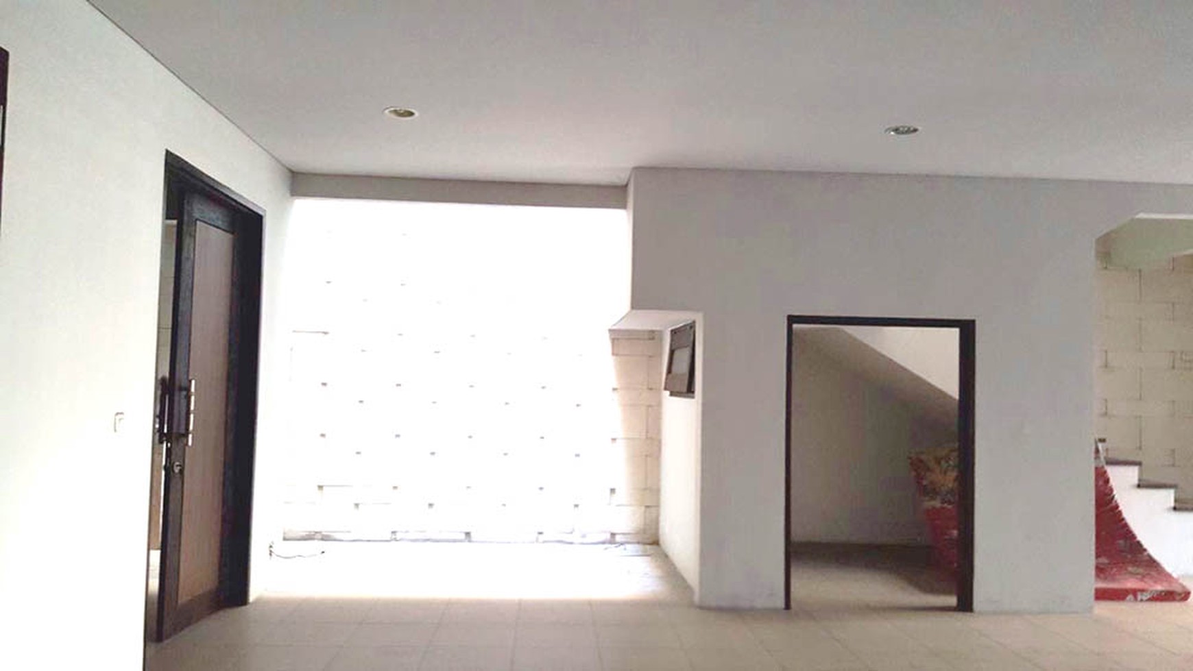 Rumah Artha Gading Villa, Luas 300/1000m2