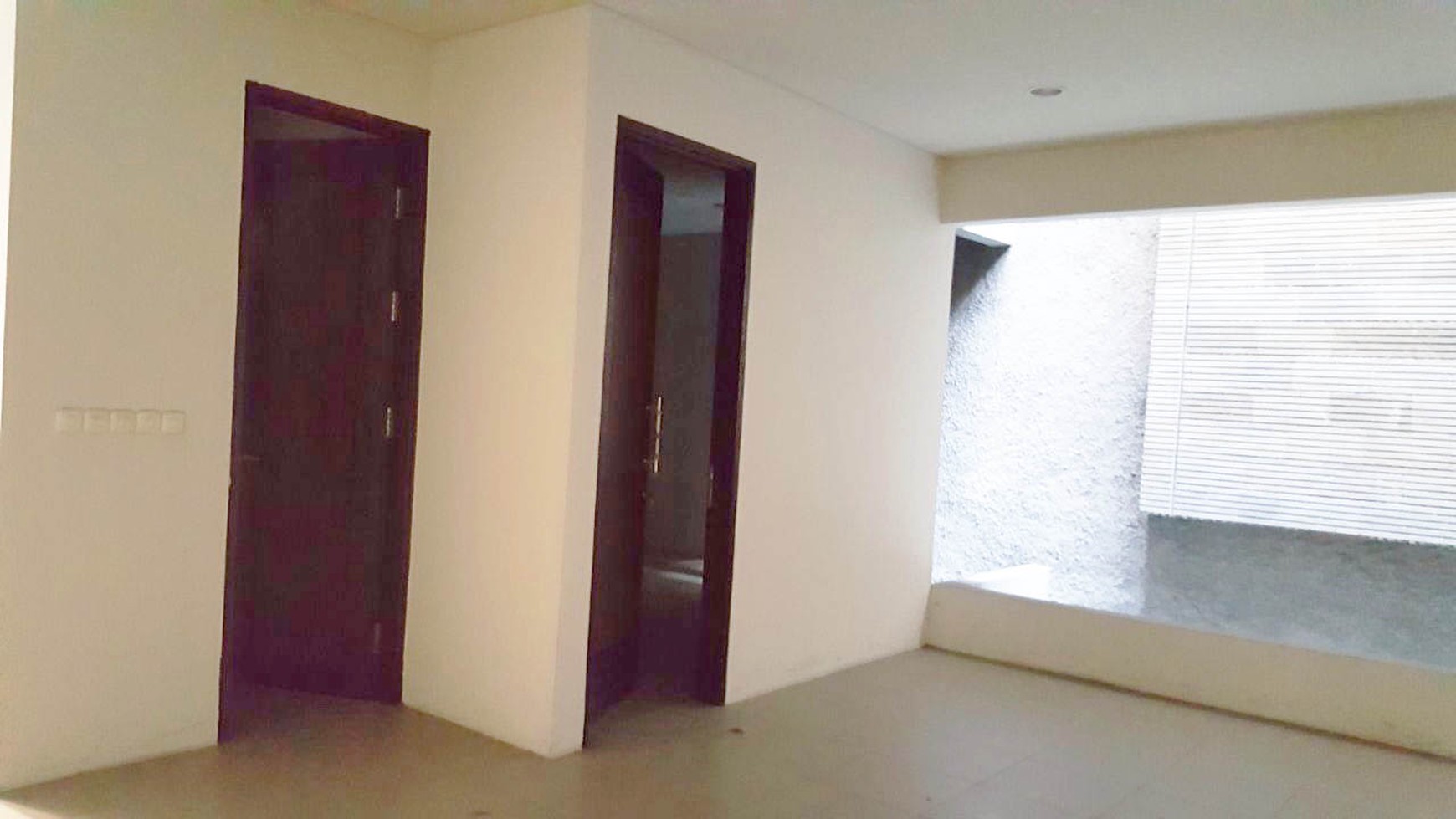 Rumah Artha Gading Villa, Luas 300/1000m2