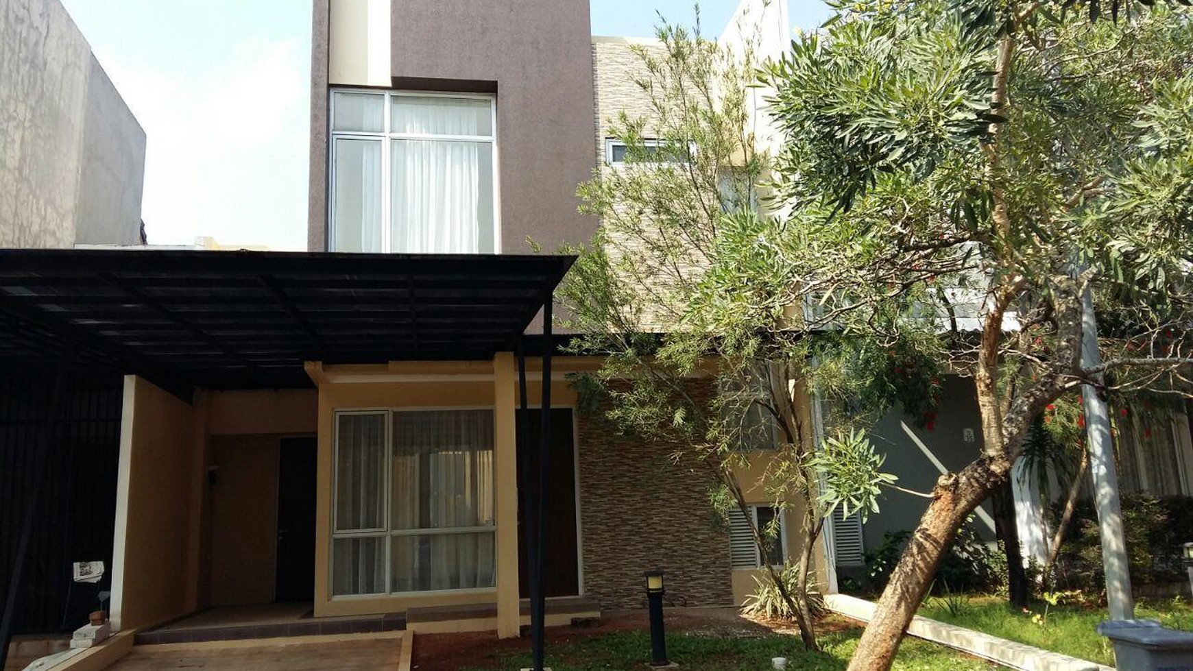 Rumah Siap Huni di The Icon Lokasi Strategis