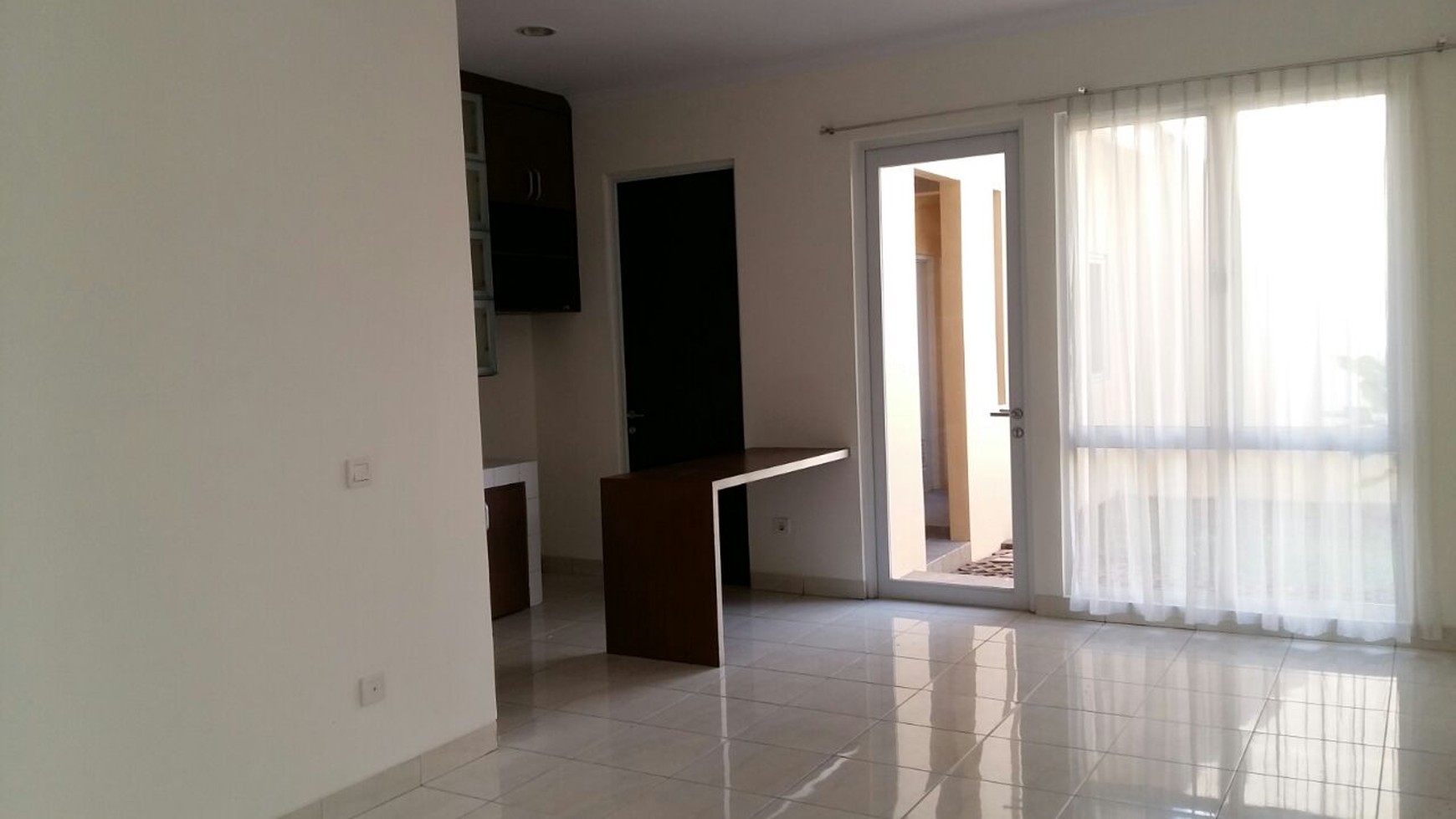 Rumah Siap Huni di The Icon Lokasi Strategis