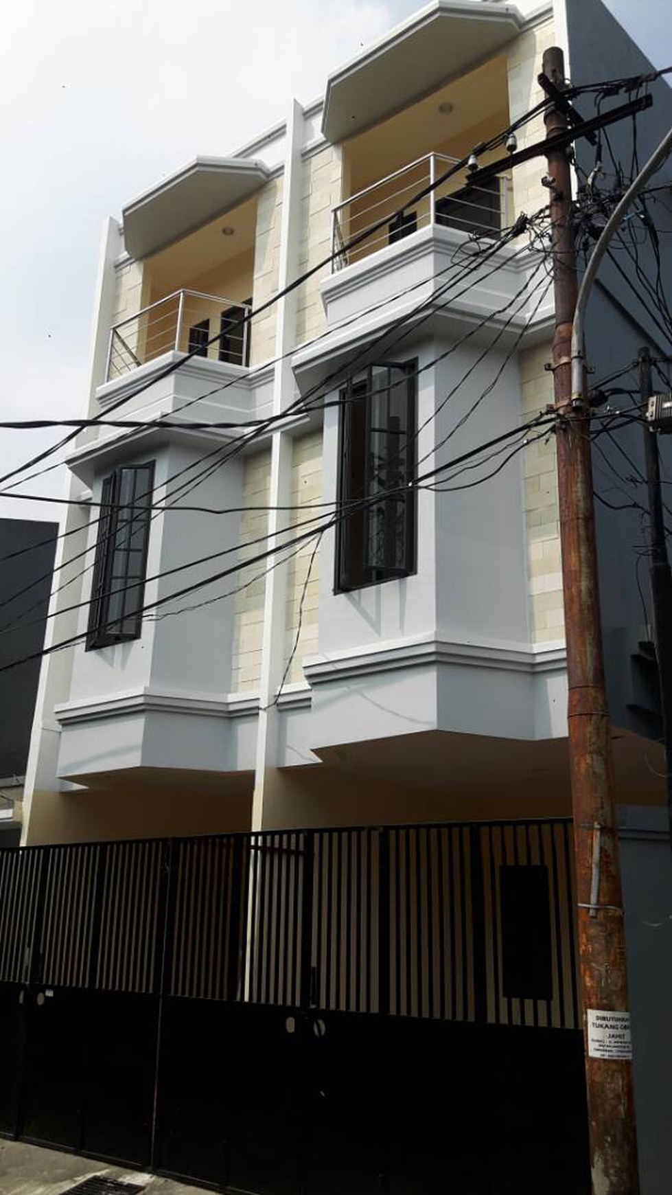 Rumah di Cengkareng Jalan Utama Selatan ,,,Minimalis,,,Rumah Bagus
