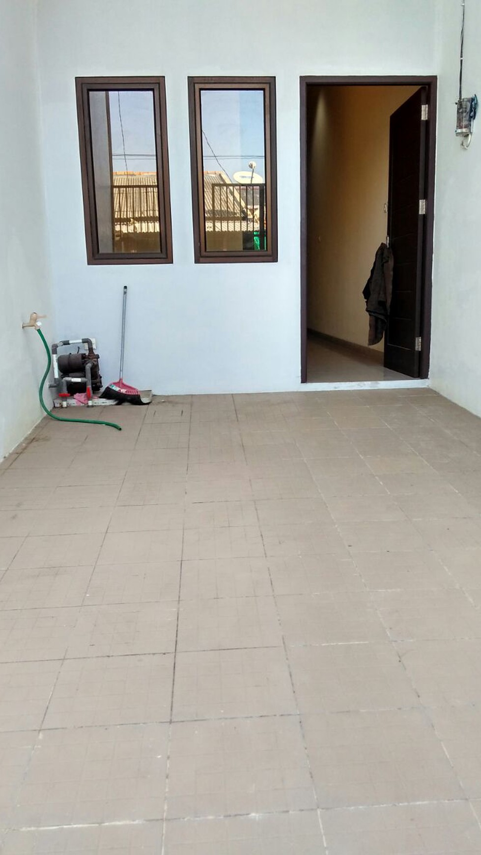 Rumah Mimalis di Cengkareng Jl Seroja