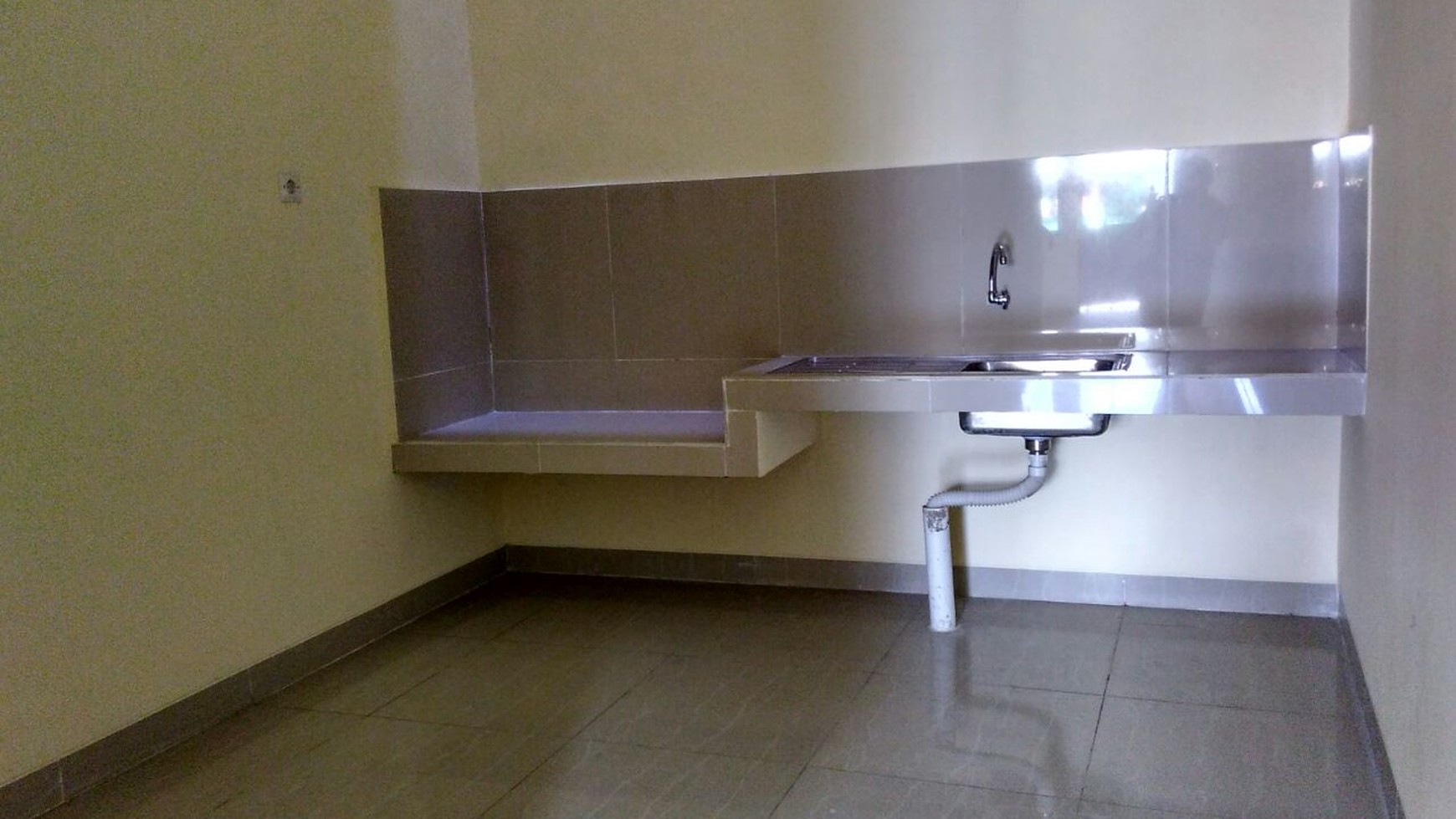 Rumah Mimalis di Cengkareng Jl Seroja