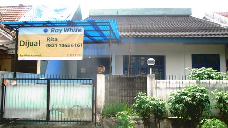 Dijual Rumah di Jl. Pondok Anjelir - Villa Melati Mas, Serpong