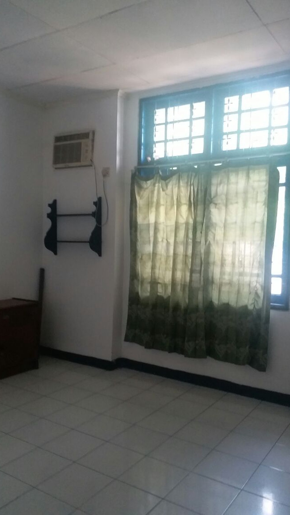 Dijual Rumah di Jl. Pondok Anjelir - Villa Melati Mas, Serpong