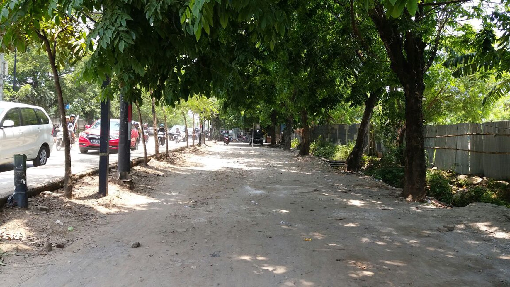 Di Jual Tanah Pinggir Jalan, Lokasi Strategis di Cengkareng Timur Tangerang