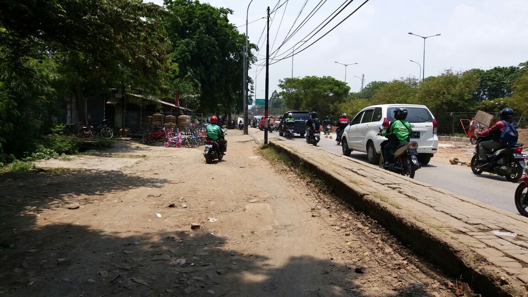Di Jual Tanah Pinggir Jalan, Lokasi Strategis di Cengkareng Timur Tangerang
