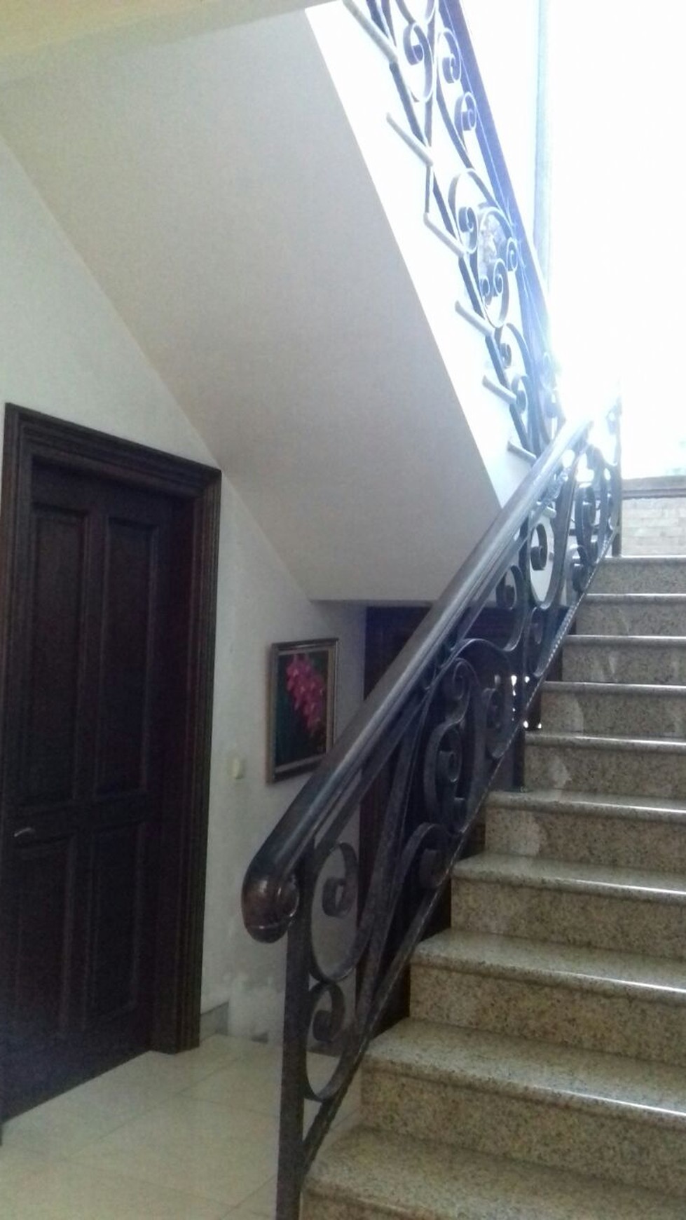 Rumah bagus, lingkungan oke di Bintaro sektor 3