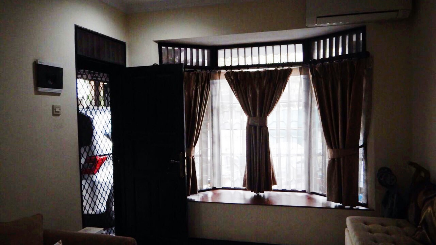 Rumah Dijual lokasi strategis, bagus, nyaman dan aman daerah Bintaro-Tangsel