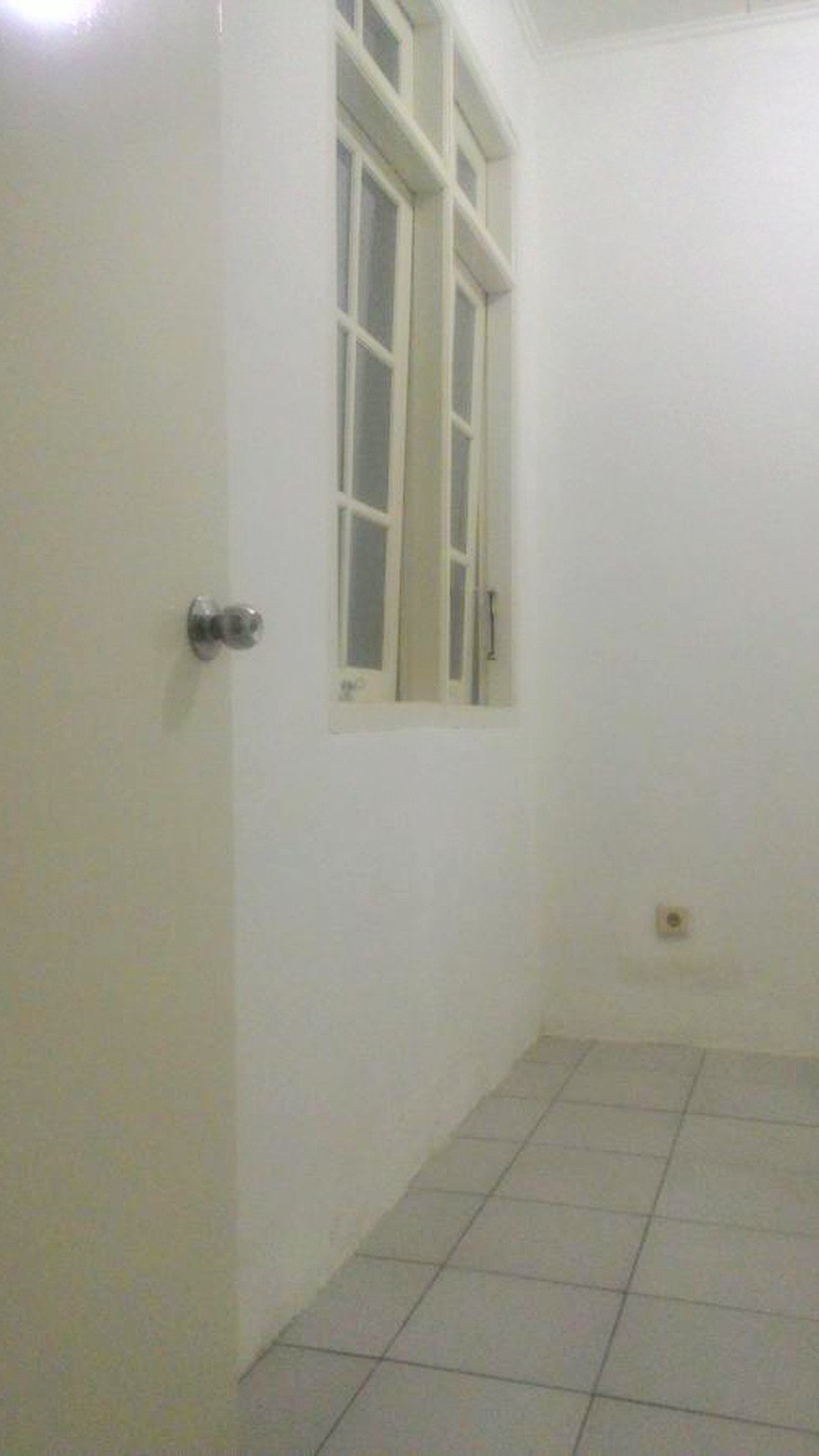 Rumah Bagus, Nyaman, dan Siap Huni di Bintaro Cluster Adena Graha Bintaro