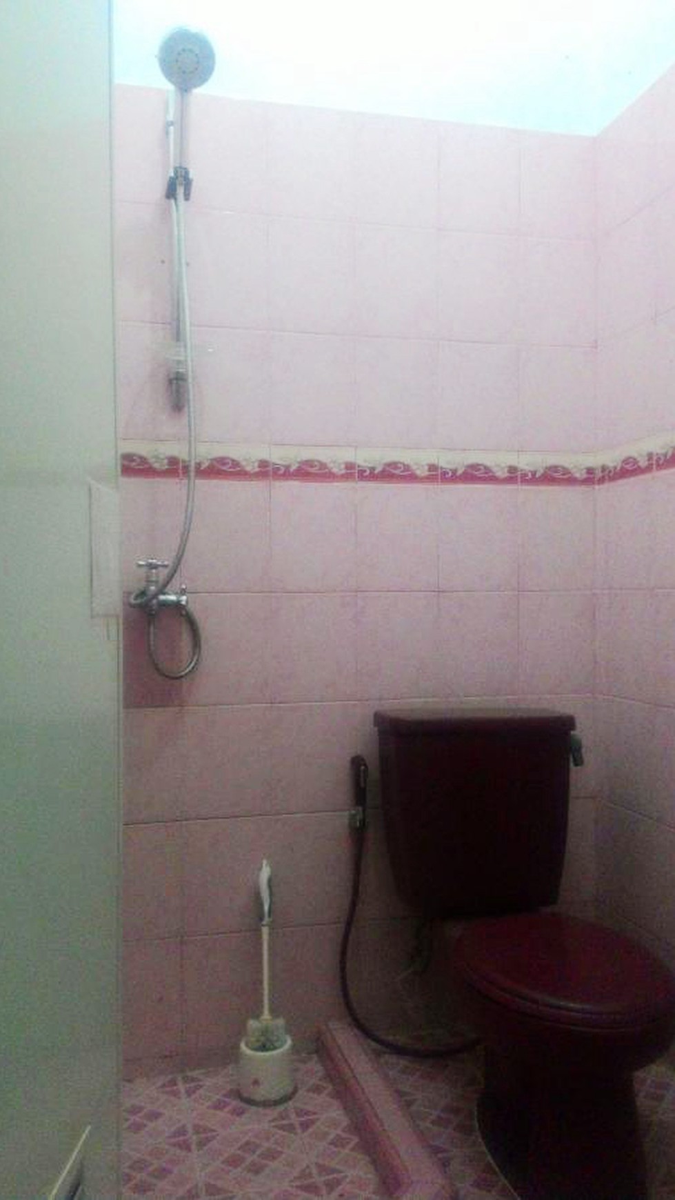 Rumah Bagus, Nyaman, dan Siap Huni di Bintaro Cluster Adena Graha Bintaro