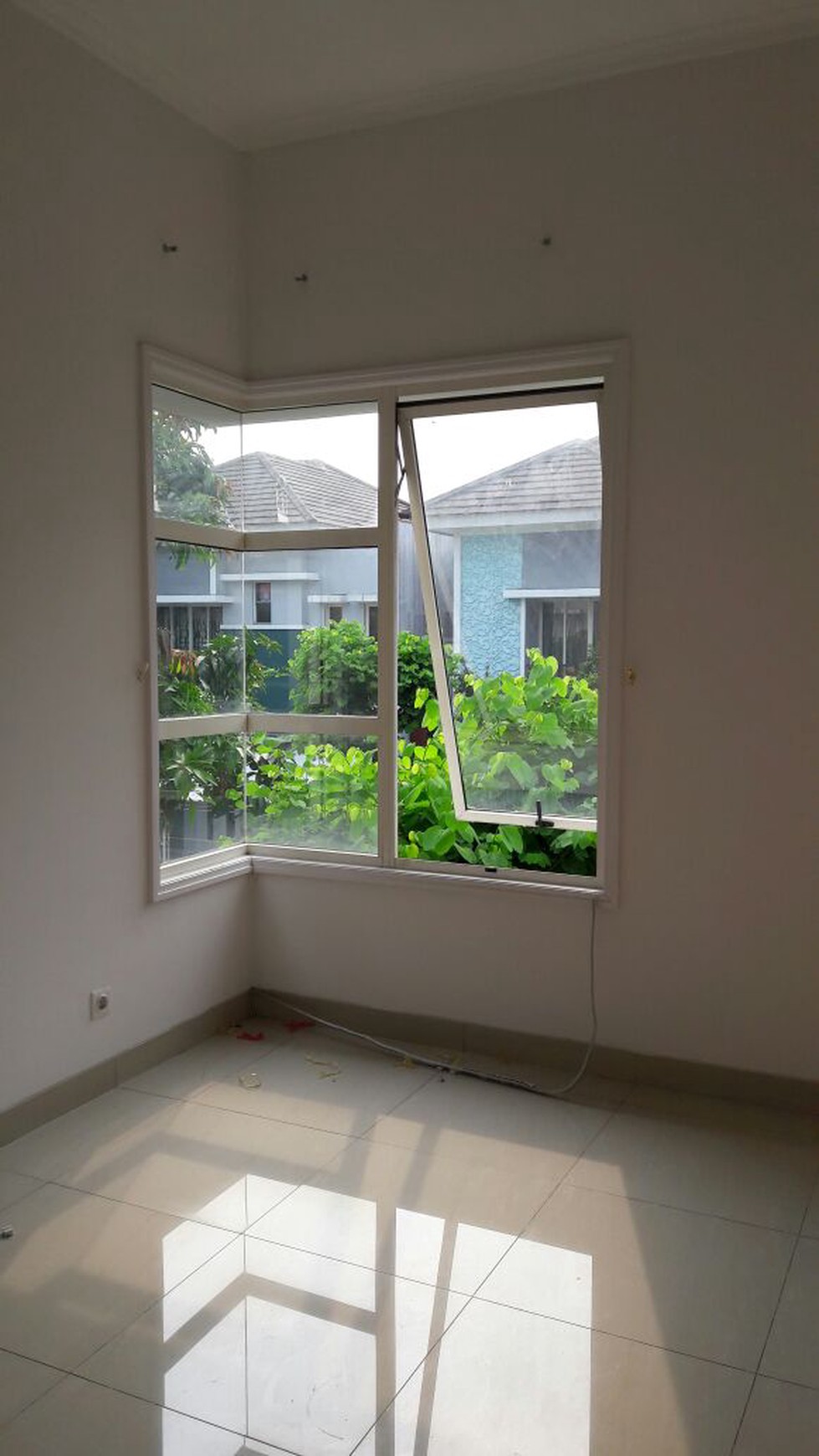 Disewakan Rumah di Pondok Hijau Golf Cluster Ruby - Gading Serpong