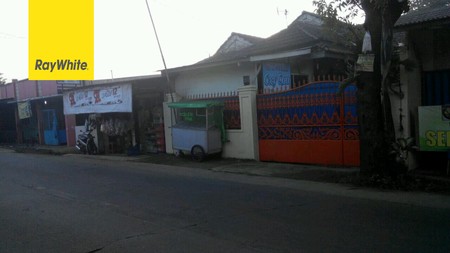 Dijual cepat rumah jalan utama setu, sangat bagus dan strategis.