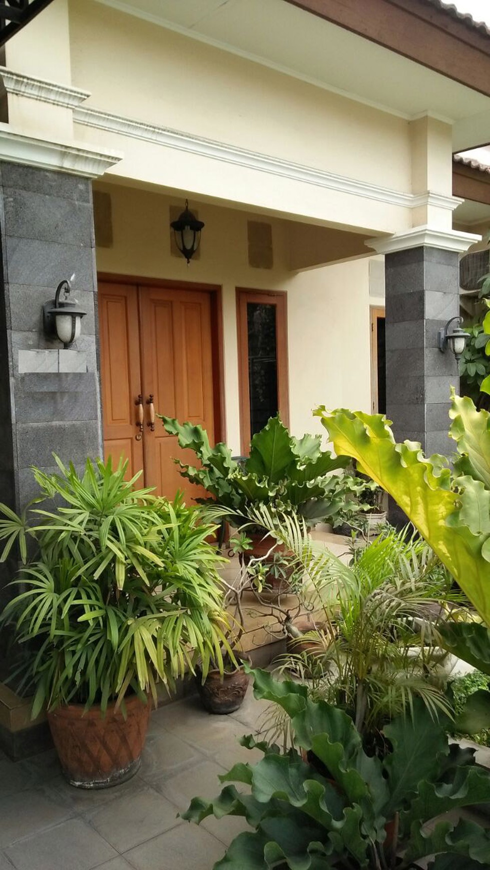 Rumah Cantik Dijual di Dukuh Zamrud Raya, Bekasi