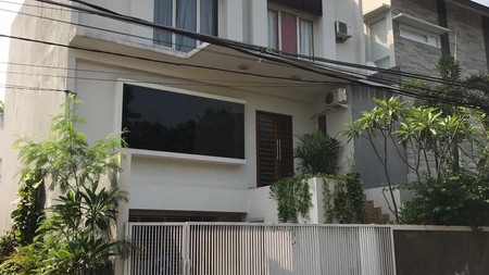 Rumah baru di Puri Mutia I, Jual cepat.
