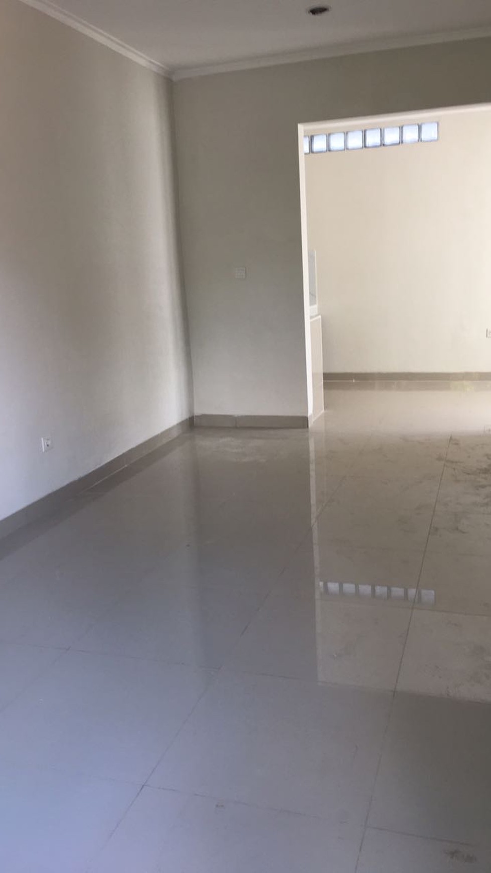 Disewakan Rumah di Cluster La Bella - Gading Serpong