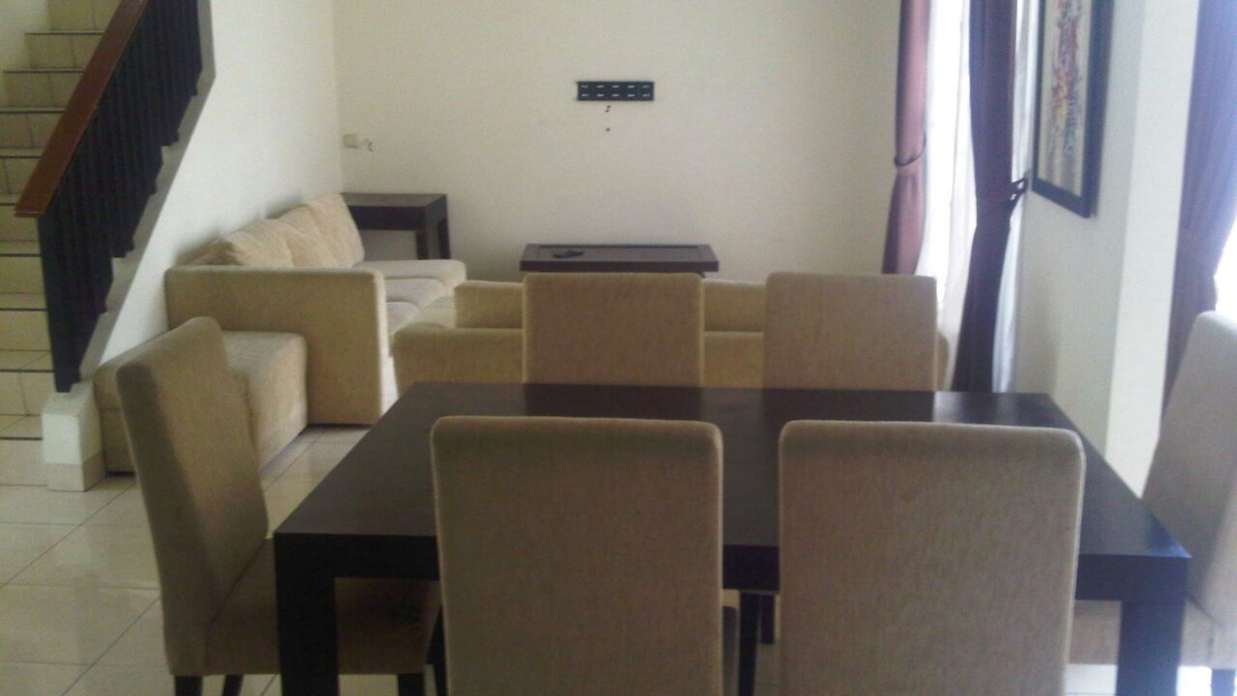 Rumah full furnished Lokasi Boulevard di Delatinos