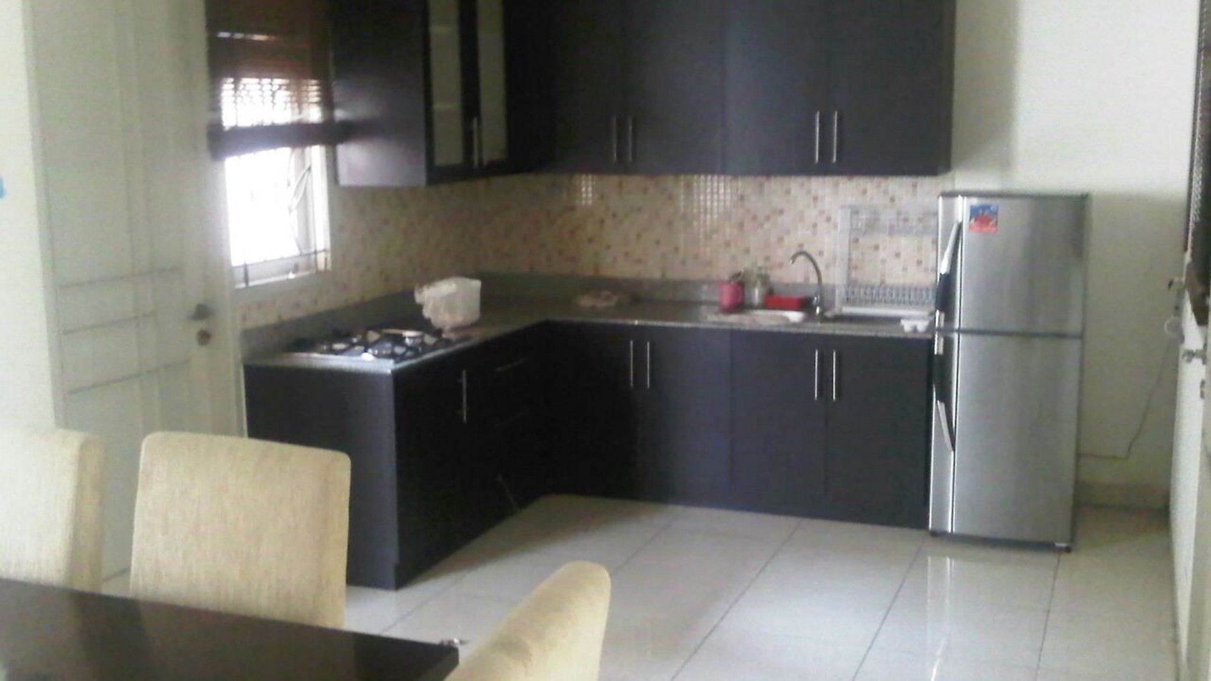 Rumah full furnished Lokasi Boulevard di Delatinos