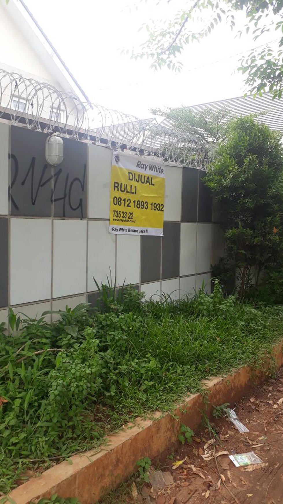 Rumah Baru,Dalam cluster di Cipadu Tangerang Selatan