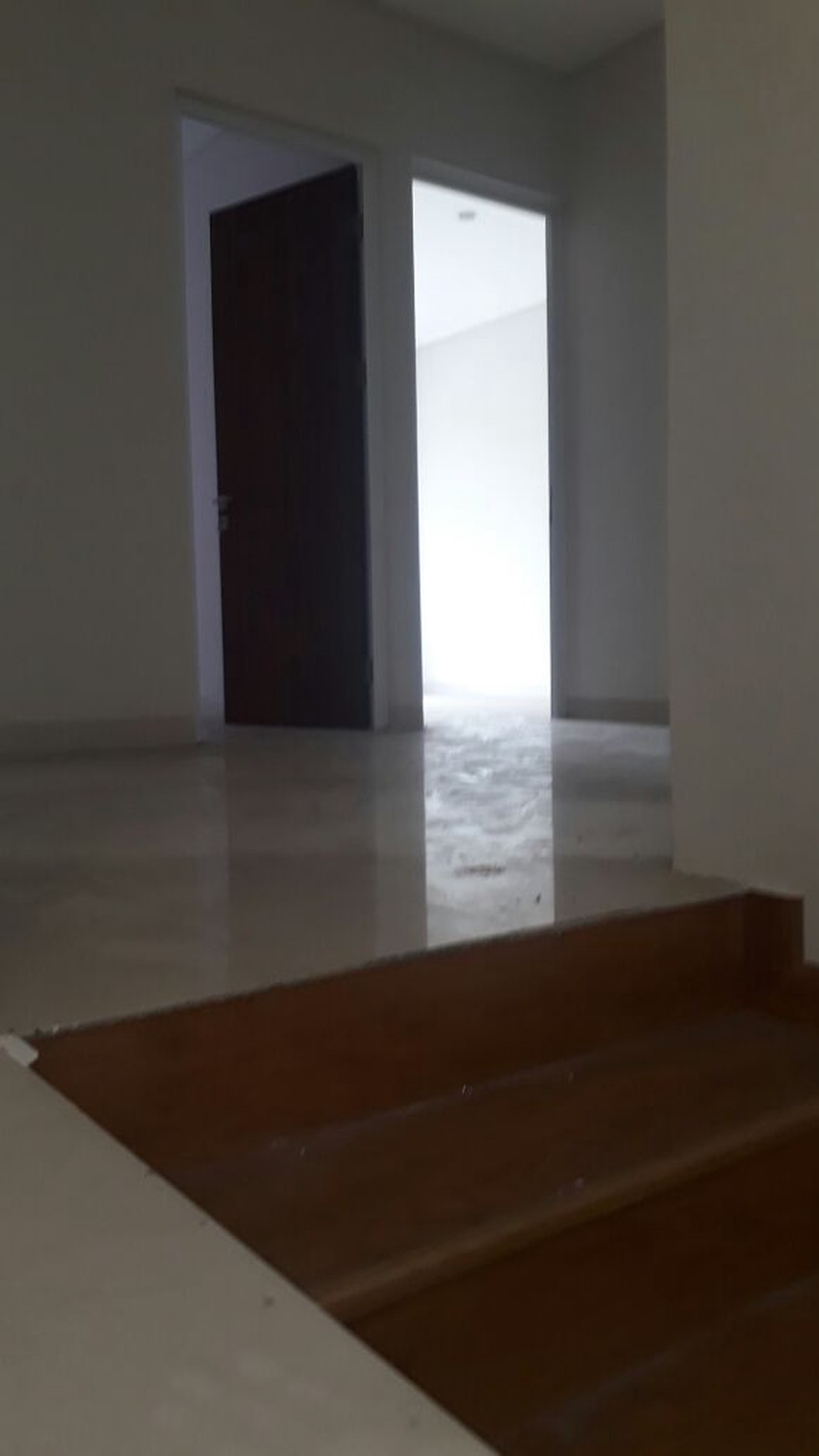 Rumah Baru,Dalam cluster di Cipadu Tangerang Selatan