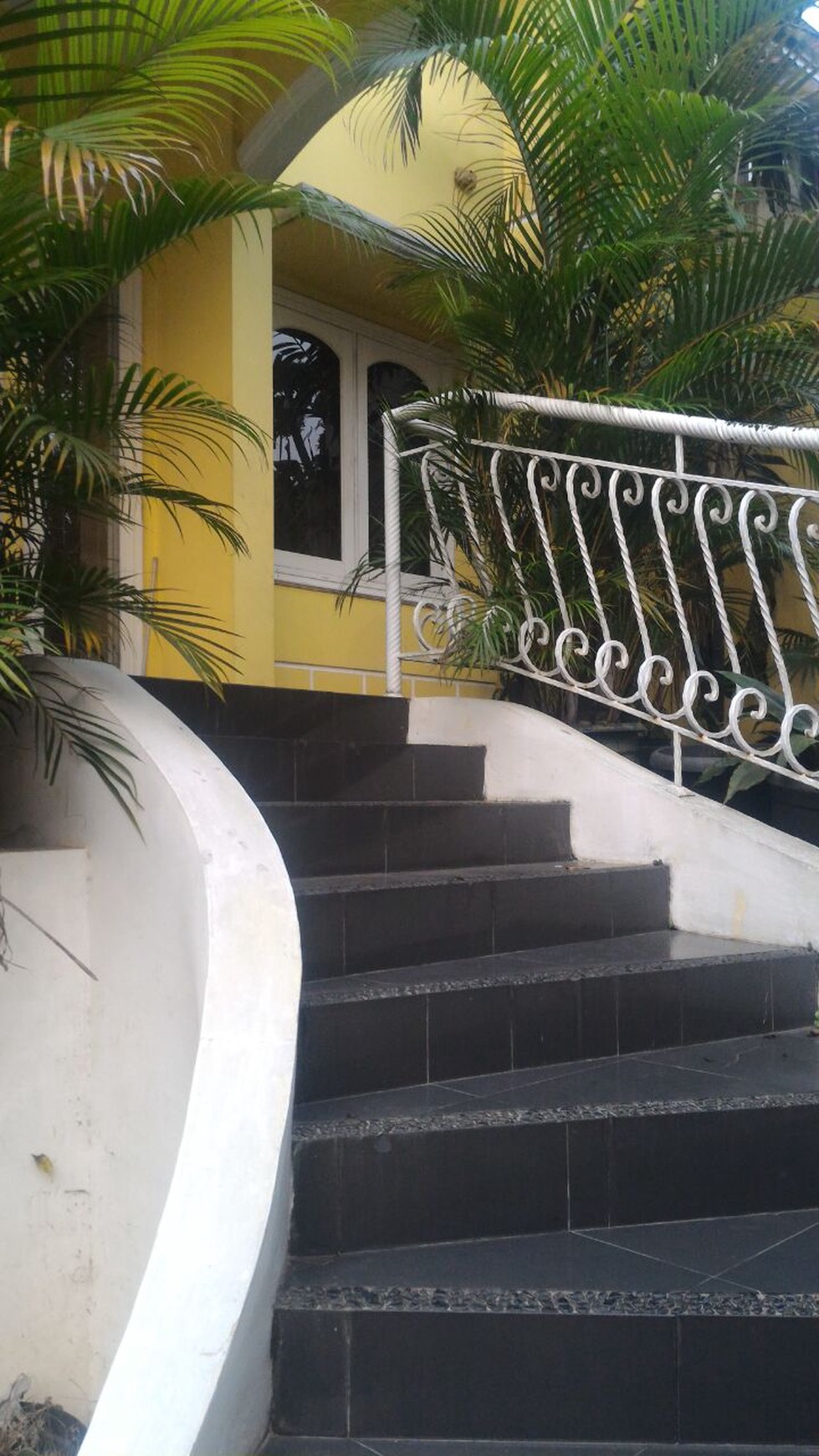 Rumah Kondisi  Furnish disewakan di Bukit Cinere Indah