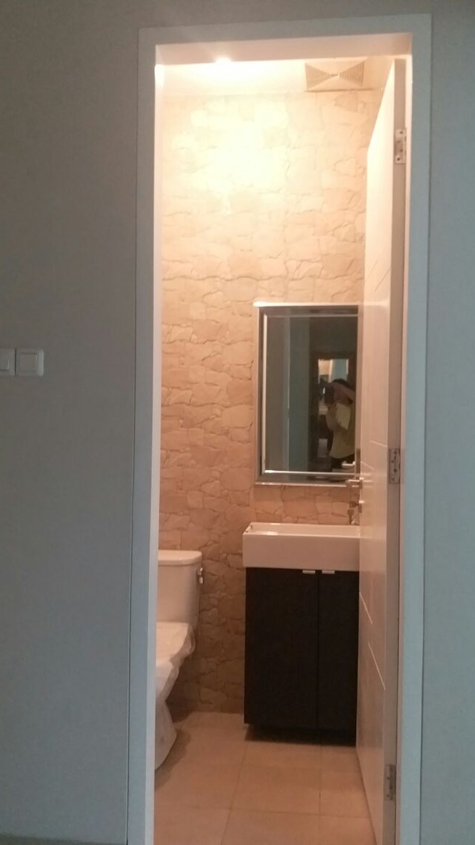 Dijual Rumah Baru Renovasi Furnish Baru di Taman Bromo - Lippo Karawaci