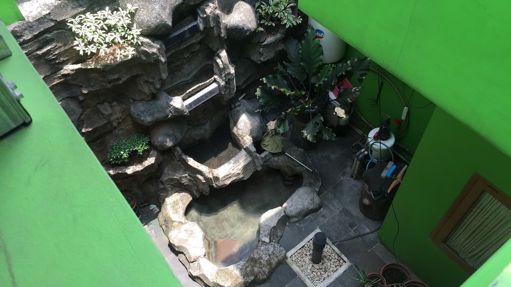 Dijual Rumah Siap Huni di Kemang Pratama 3, Bekasi