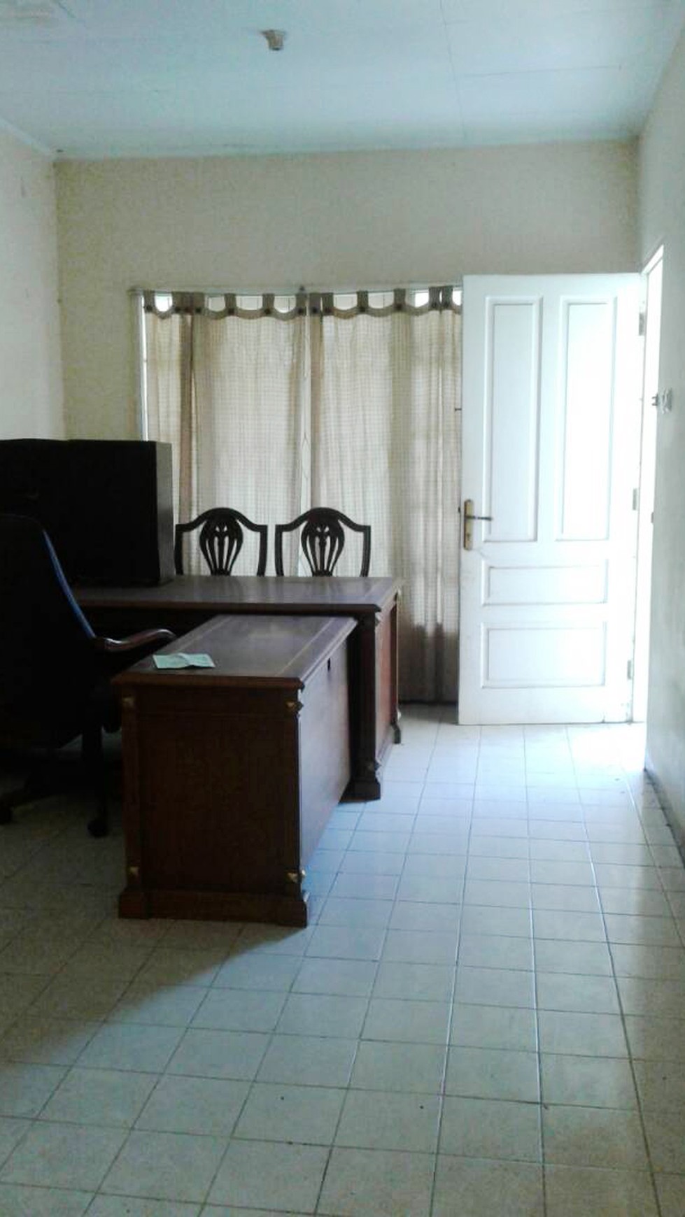 Dijual Rumah Bintaro Lingkungan Nyaman Strategis dan Asri di kawasan Graha Raya Bintaro Tangerang selatan