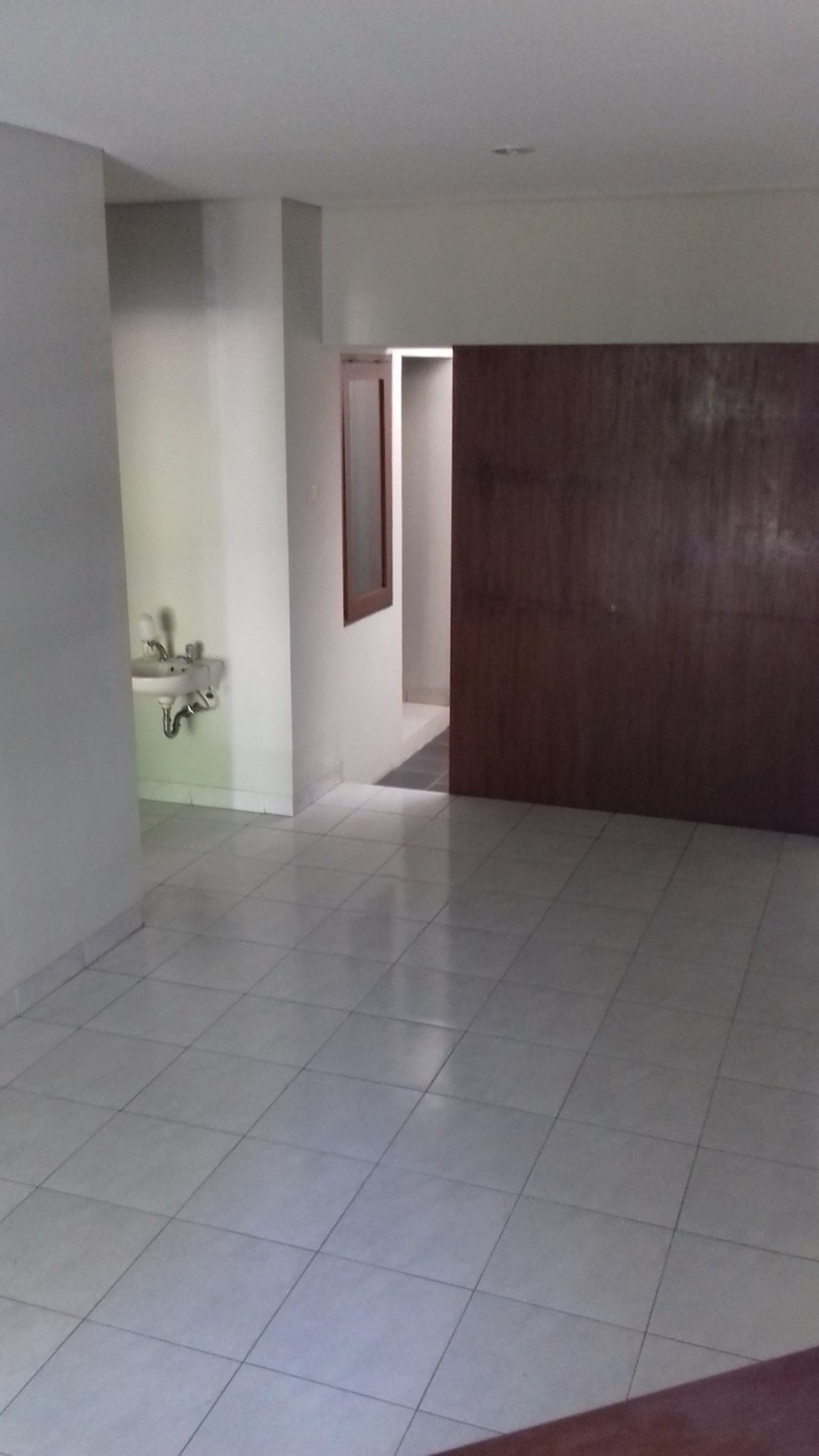 Rumah Rapi Siap Huni Di Emerald Town House #EU