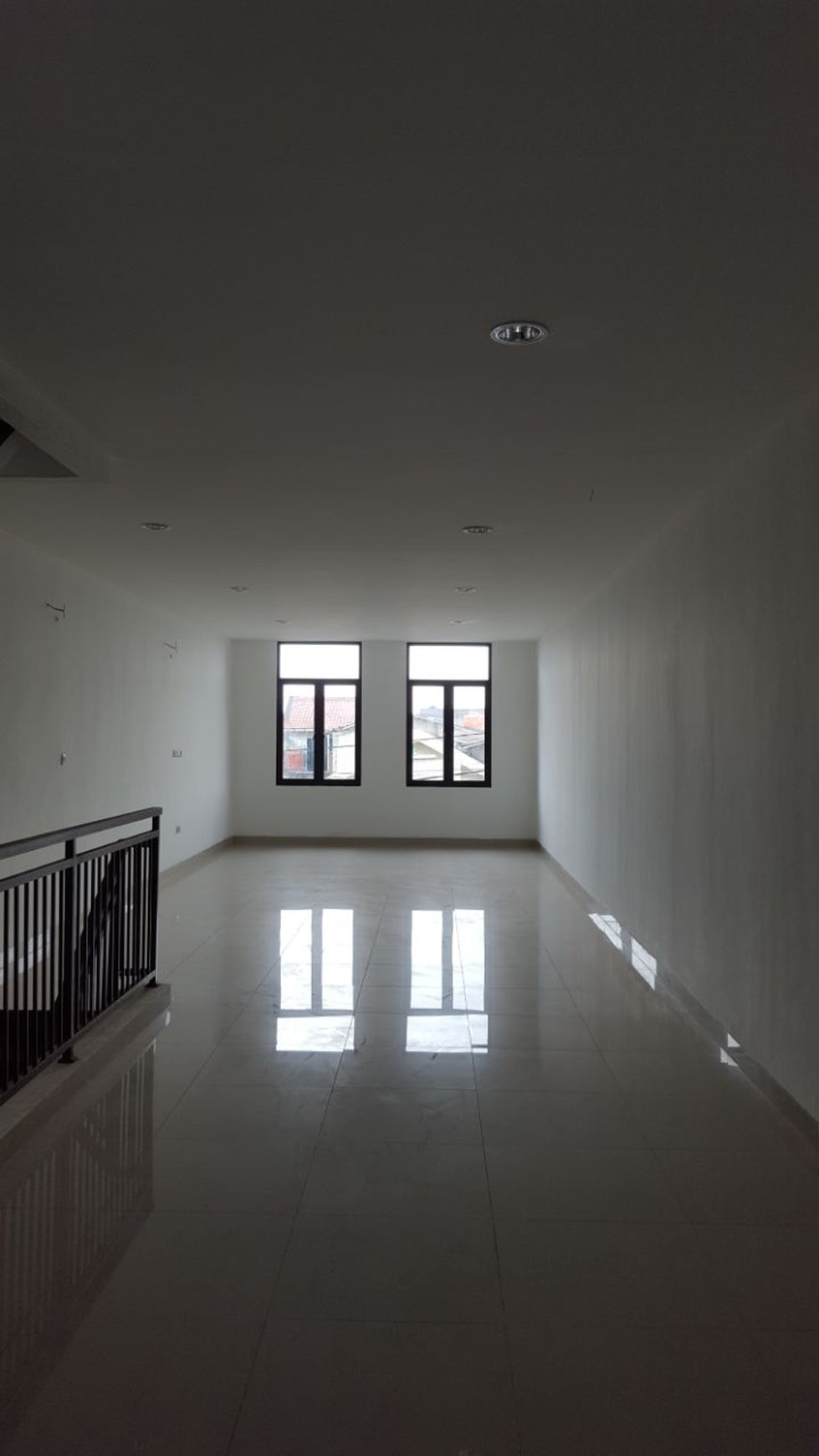 Dijual Ruko di Jl. Borobudur Raya - Perum 2, Karawaci