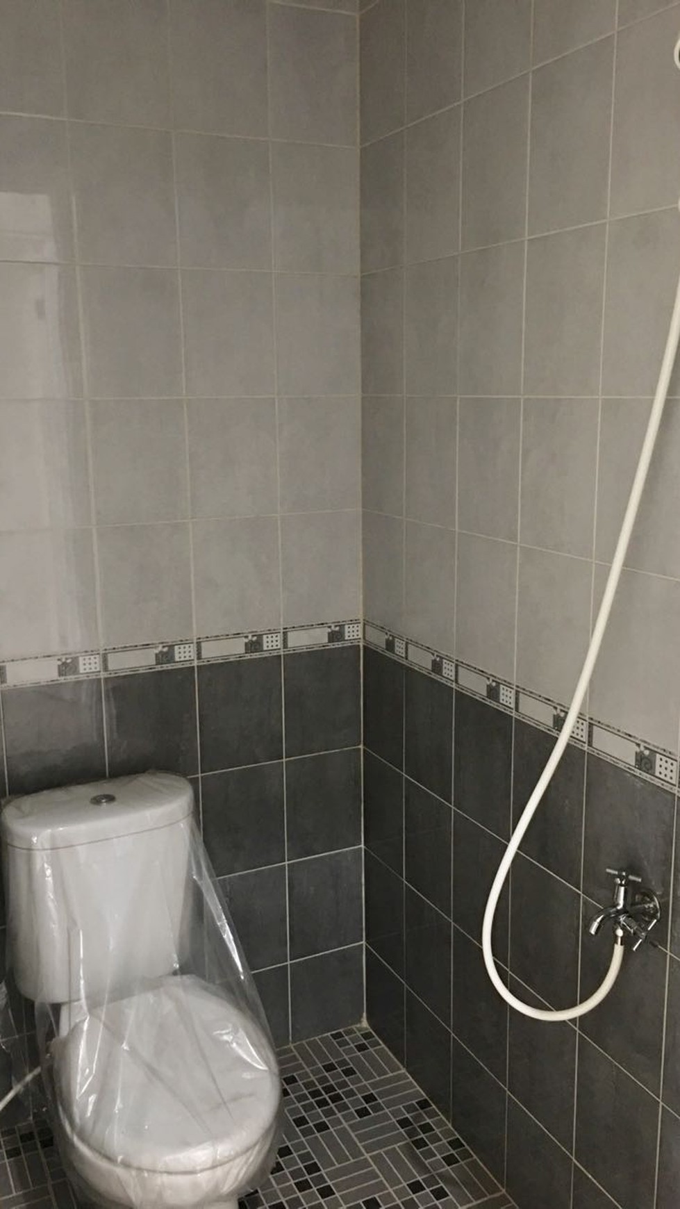 Town House Keren Di Cinere Raya