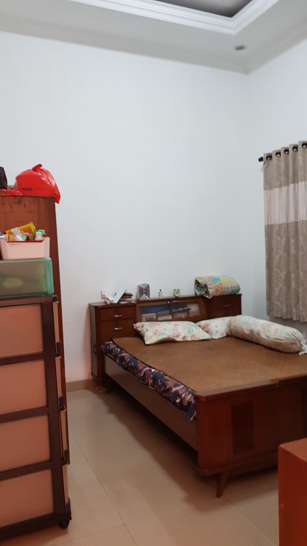 Lokasi terletak di kompleks perumahan yang aman dan nyaman