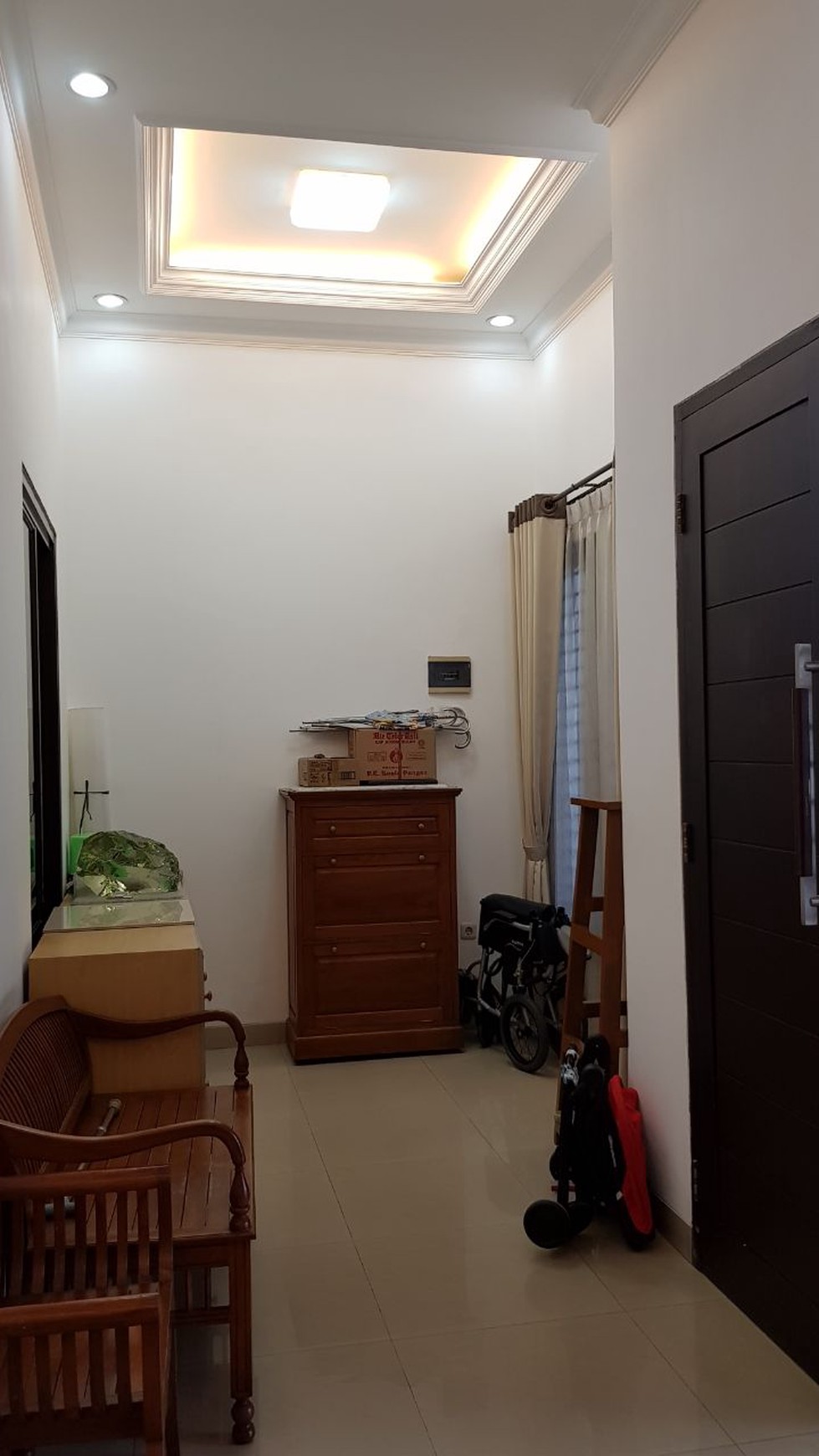 Lokasi terletak di kompleks perumahan yang aman dan nyaman