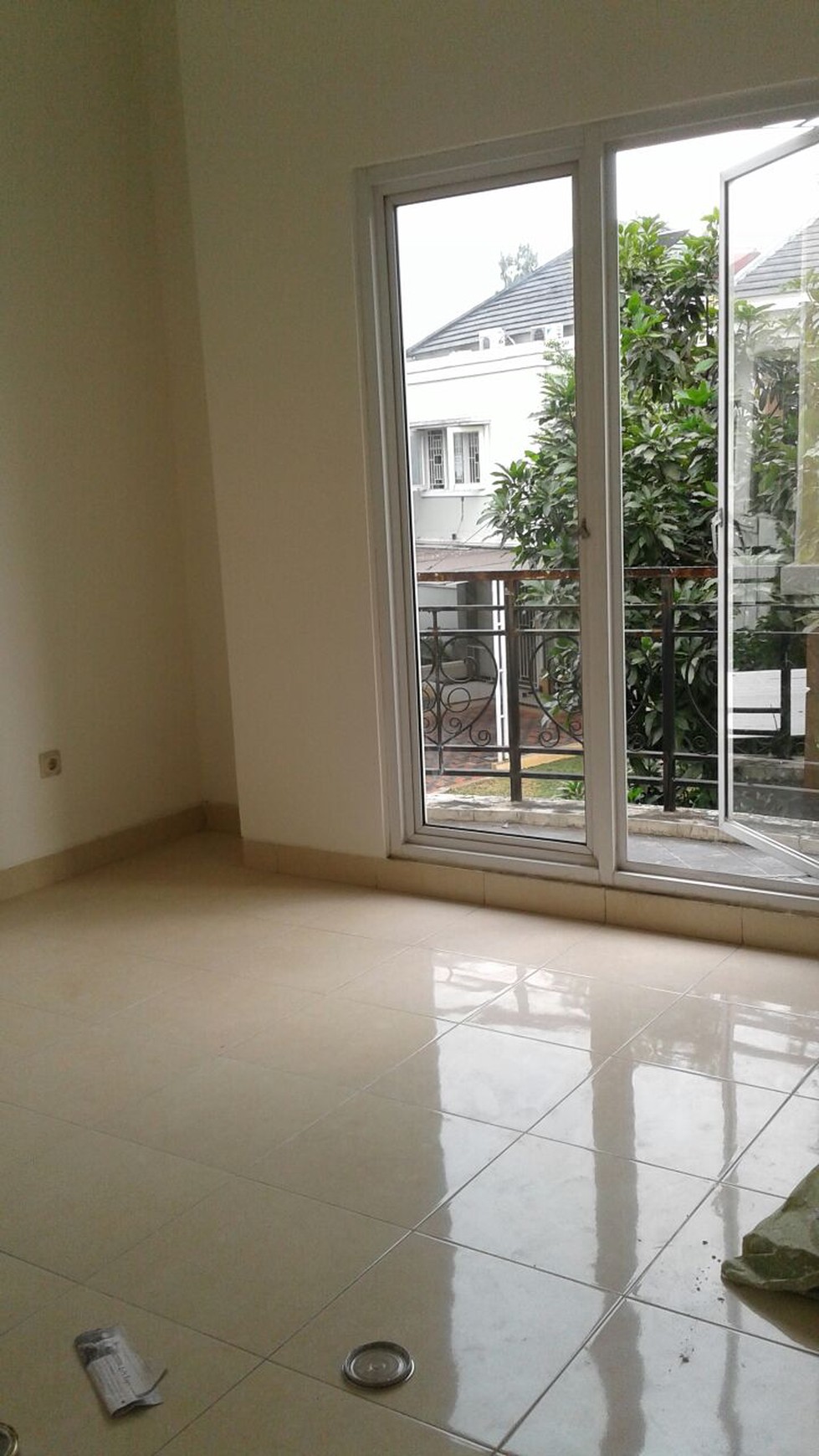 Rumah siap huni di Beryl Timur