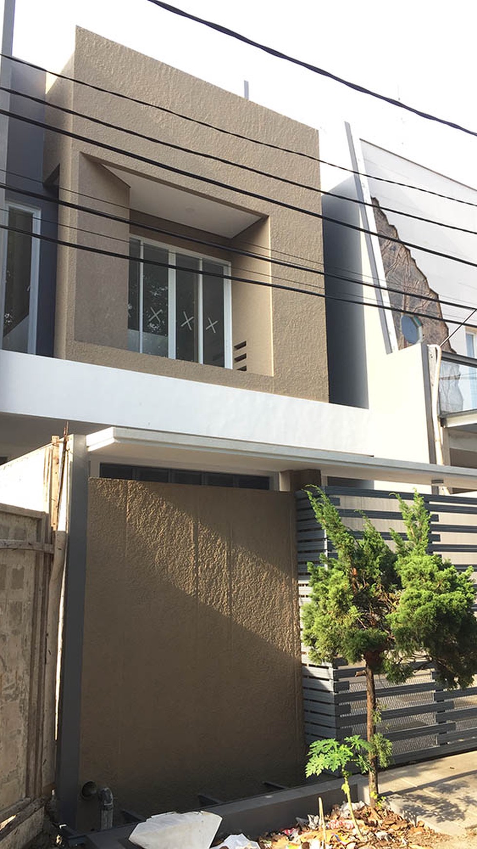Rumah 3 Lantai Kosong Di Sunter STS, Luas 6x21m2