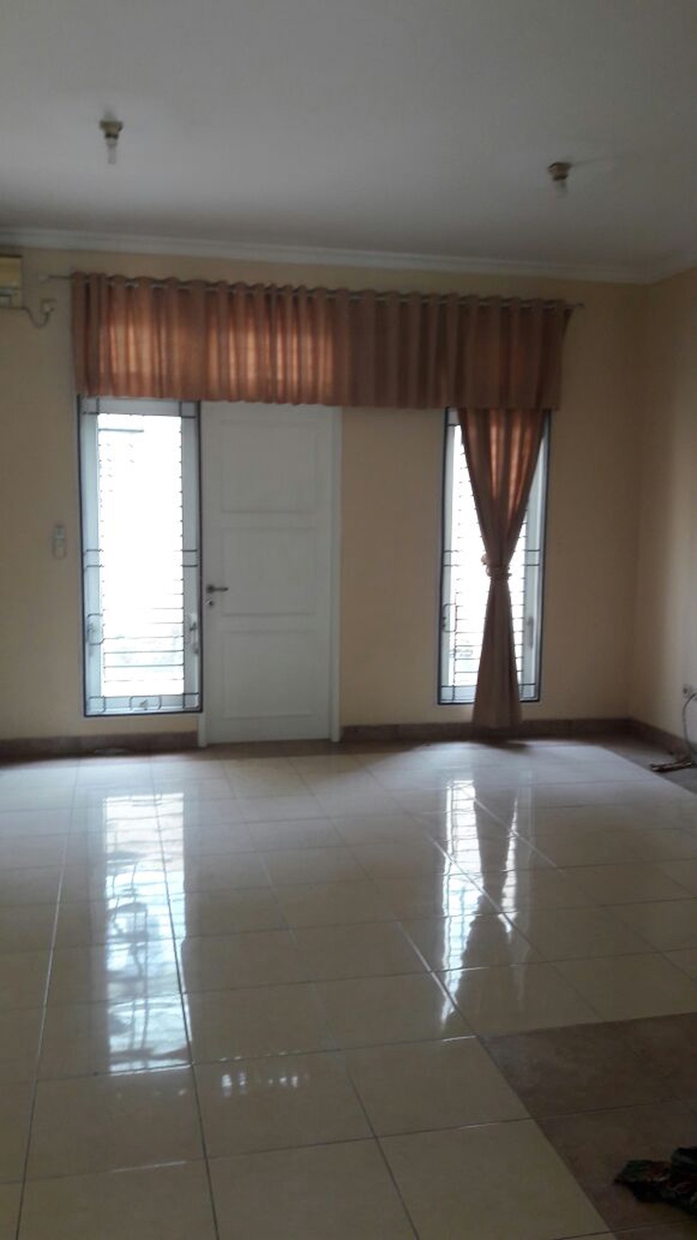 Dijual / Disewakan Rumah di Cluster Beryl - Gading Serpong