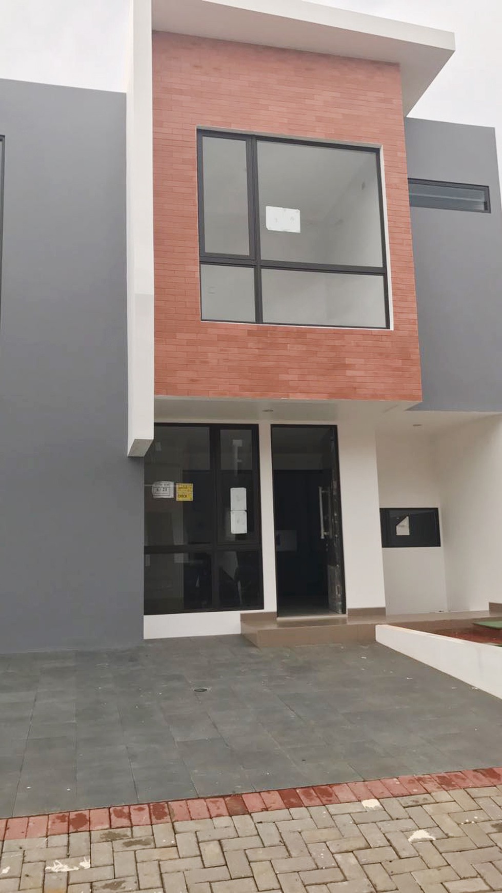 Rumah dijual nyaman, aman, akses lokasi sangat strategis @Kebayoran Harmony, Bintaro