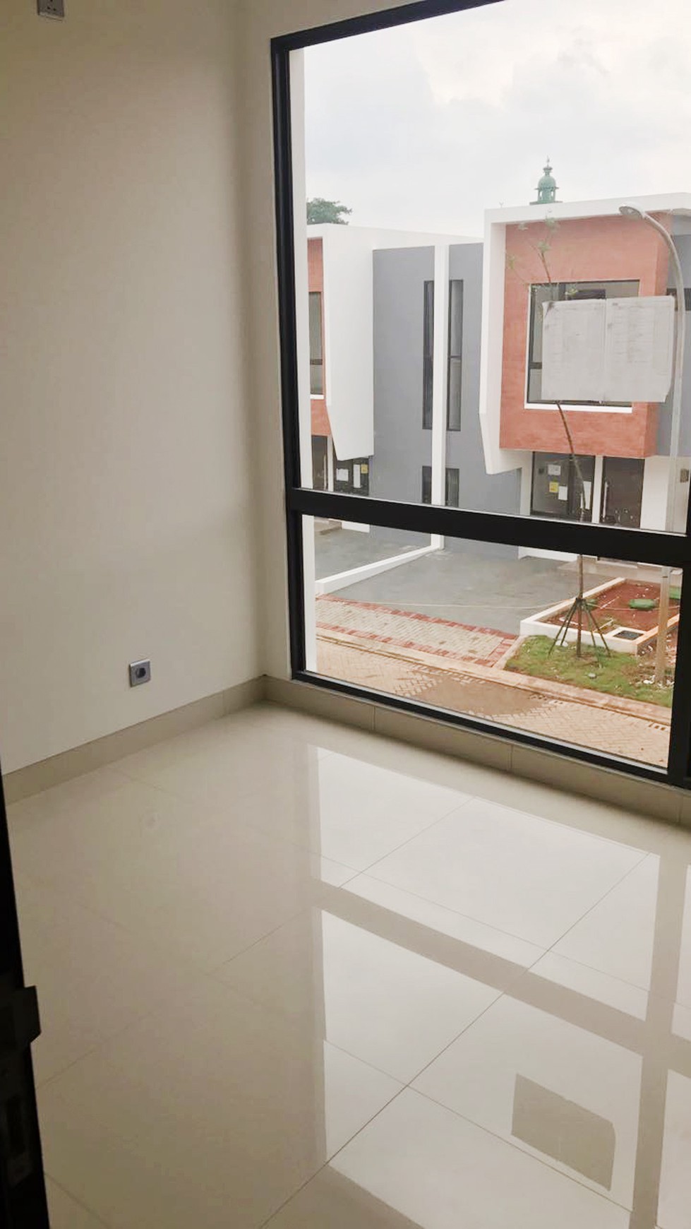 Rumah dijual nyaman, aman, akses lokasi sangat strategis @Kebayoran Harmony, Bintaro