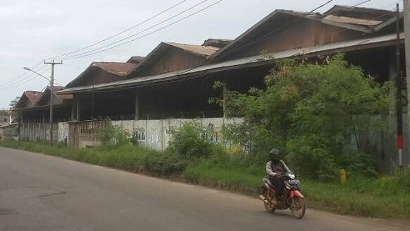 Gudang Hitung Tanah di Dawuan Karawang