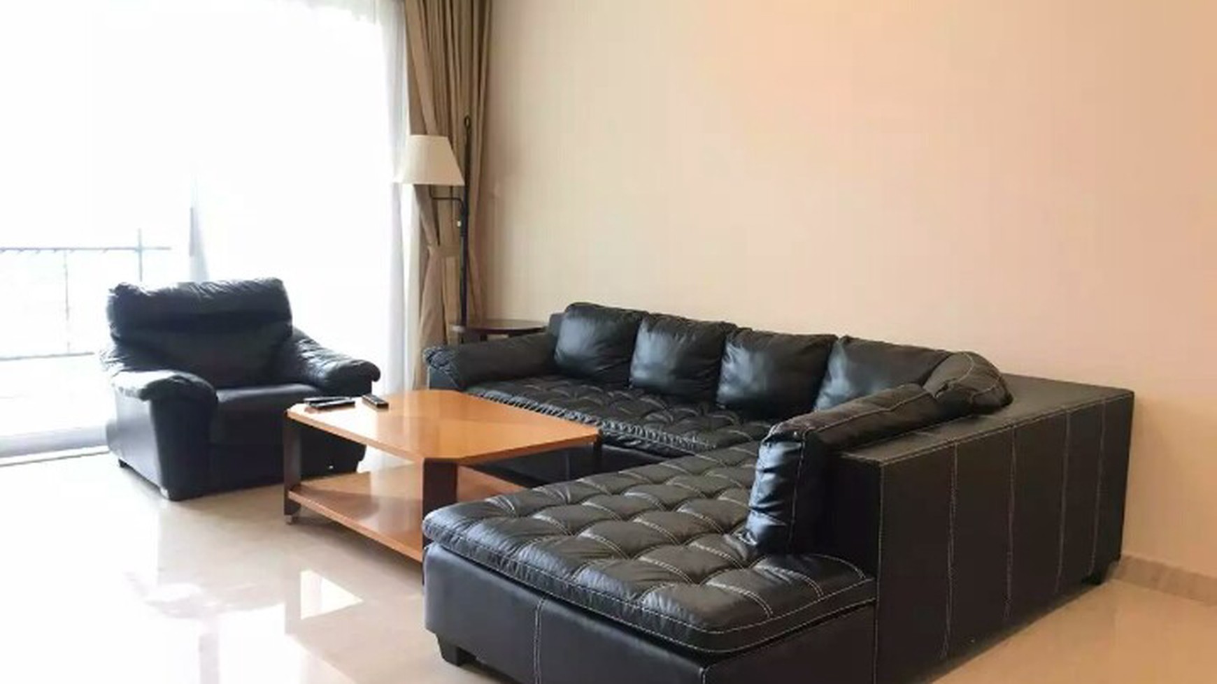 beautiful house in the prime area of Kebayoran