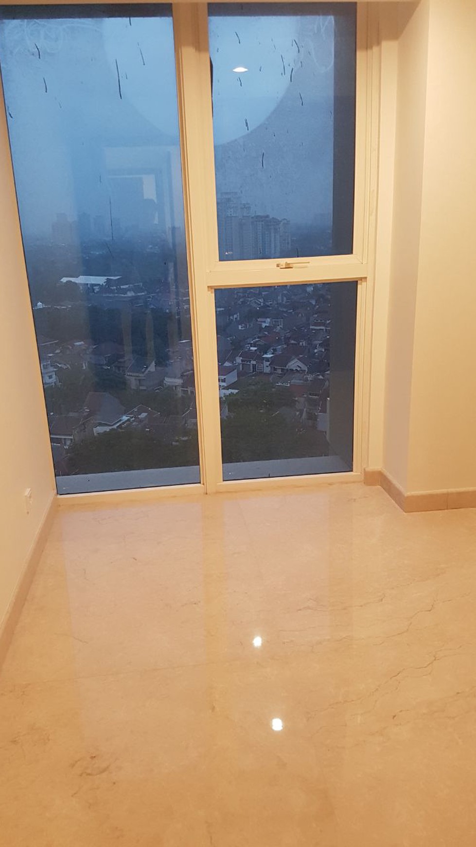 Jual Apartemen di Pondok Indah Residence 3 Kamar Tidur