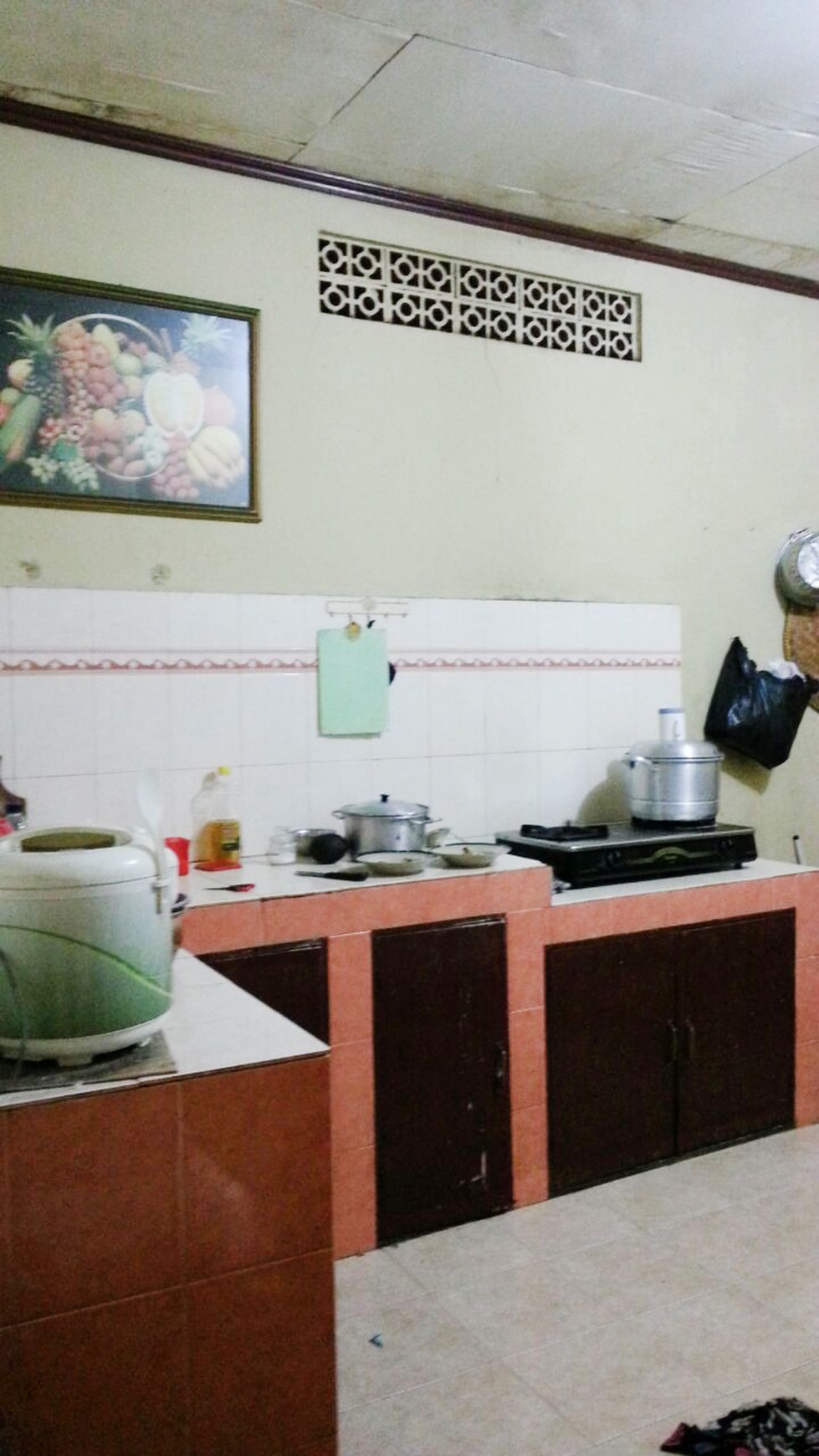 Rumah dijual nyaman, aman, akses lokasi sangat strategis @Kramat raya, Ciledug