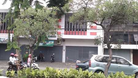 Sewa Ruko di pusat bisnis Kedungdoro