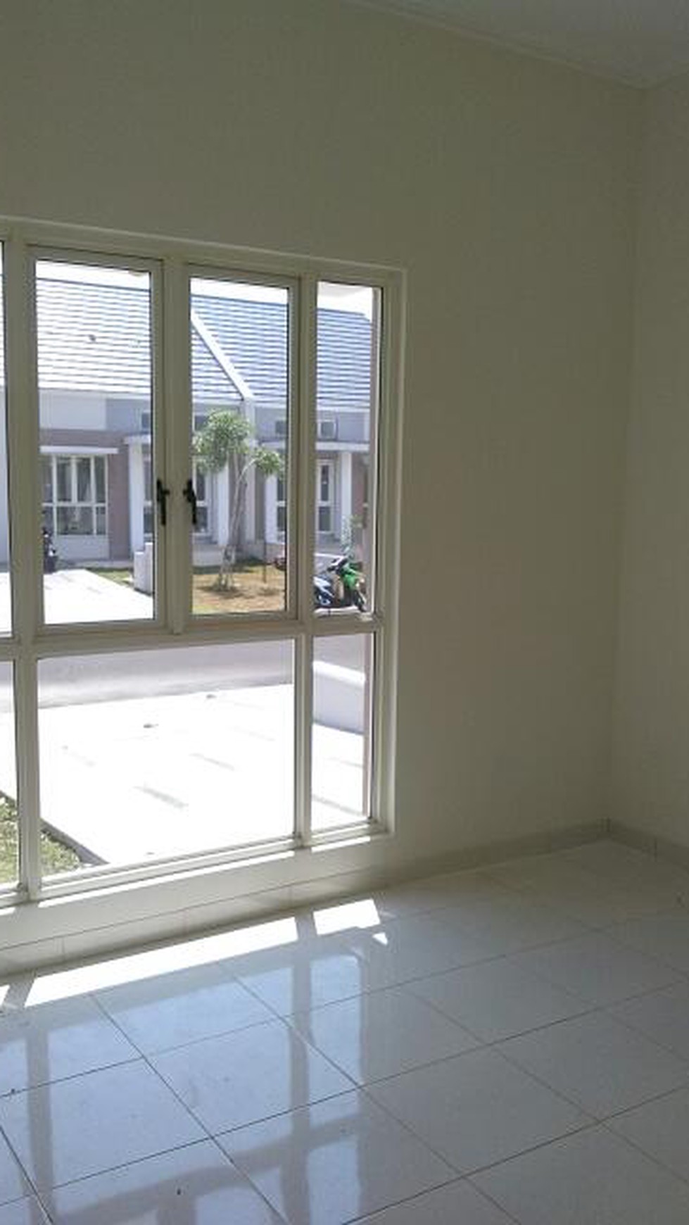 Dijual Rumah di Suvarna Sutera - Tangerang