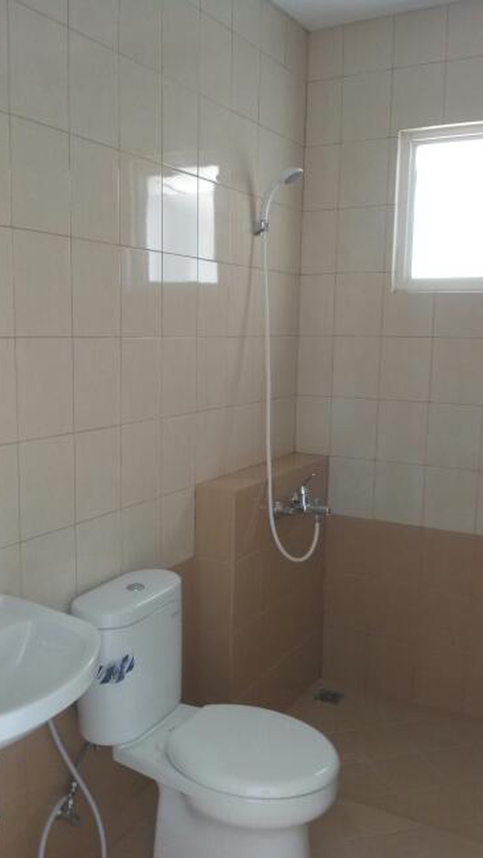 Dijual Rumah di Suvarna Sutera - Tangerang