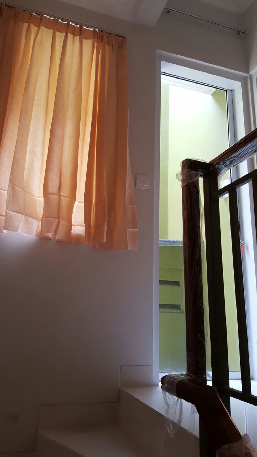 Disewakan Rumah di Cluster La Bella Village - Gading Serpong